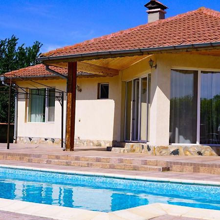 Вила Релакс - Villa Relax Sokolovo Exterior photo