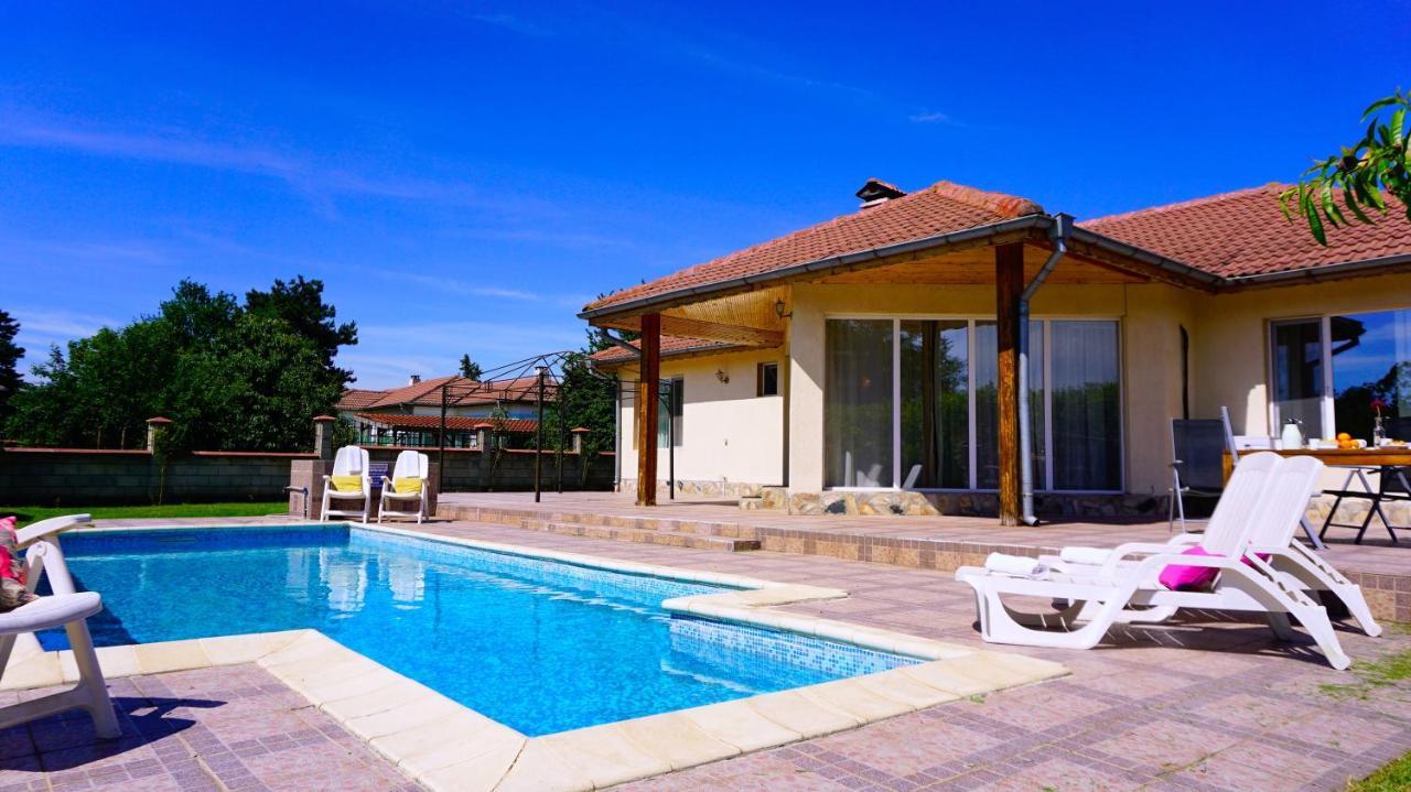 Вила Релакс - Villa Relax Sokolovo Exterior photo