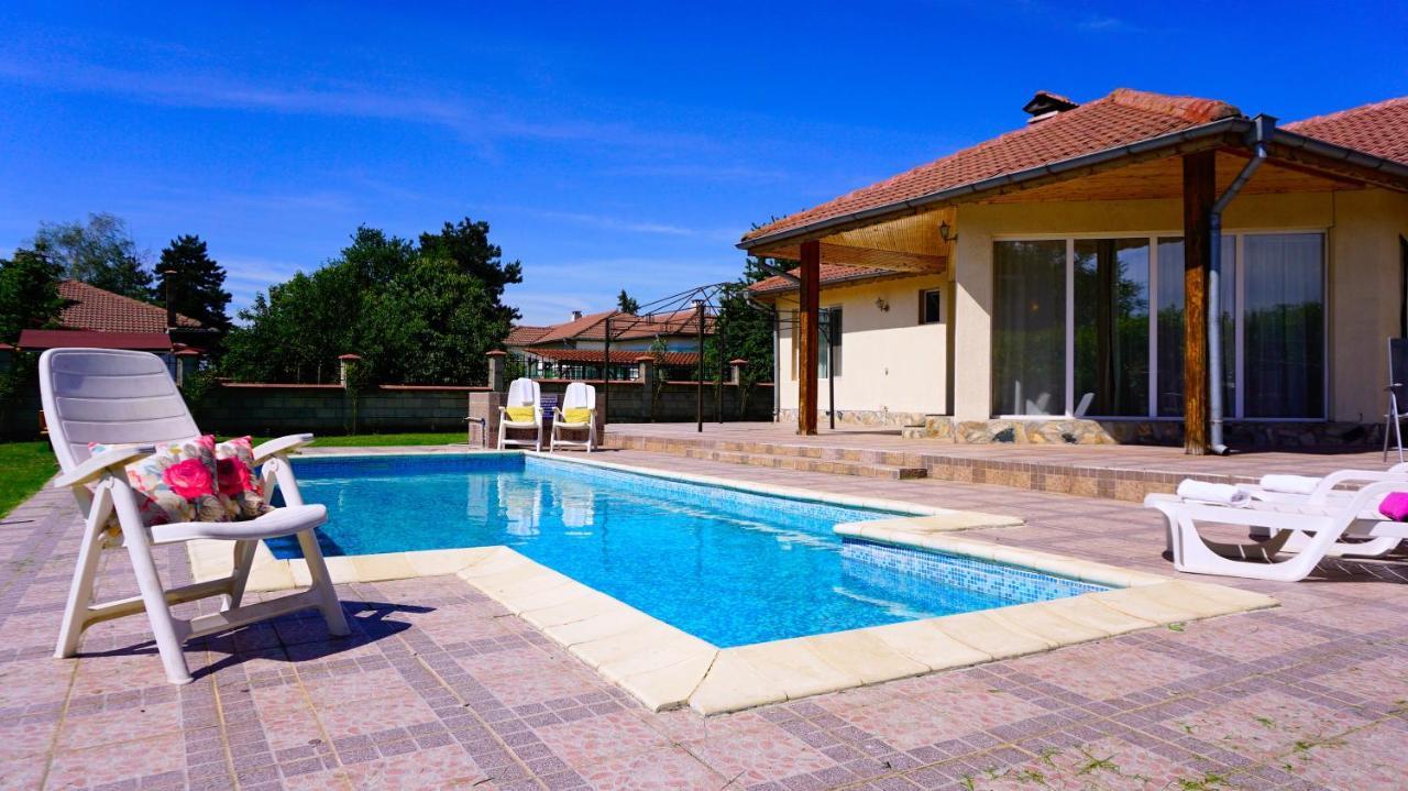 Вила Релакс - Villa Relax Sokolovo Exterior photo