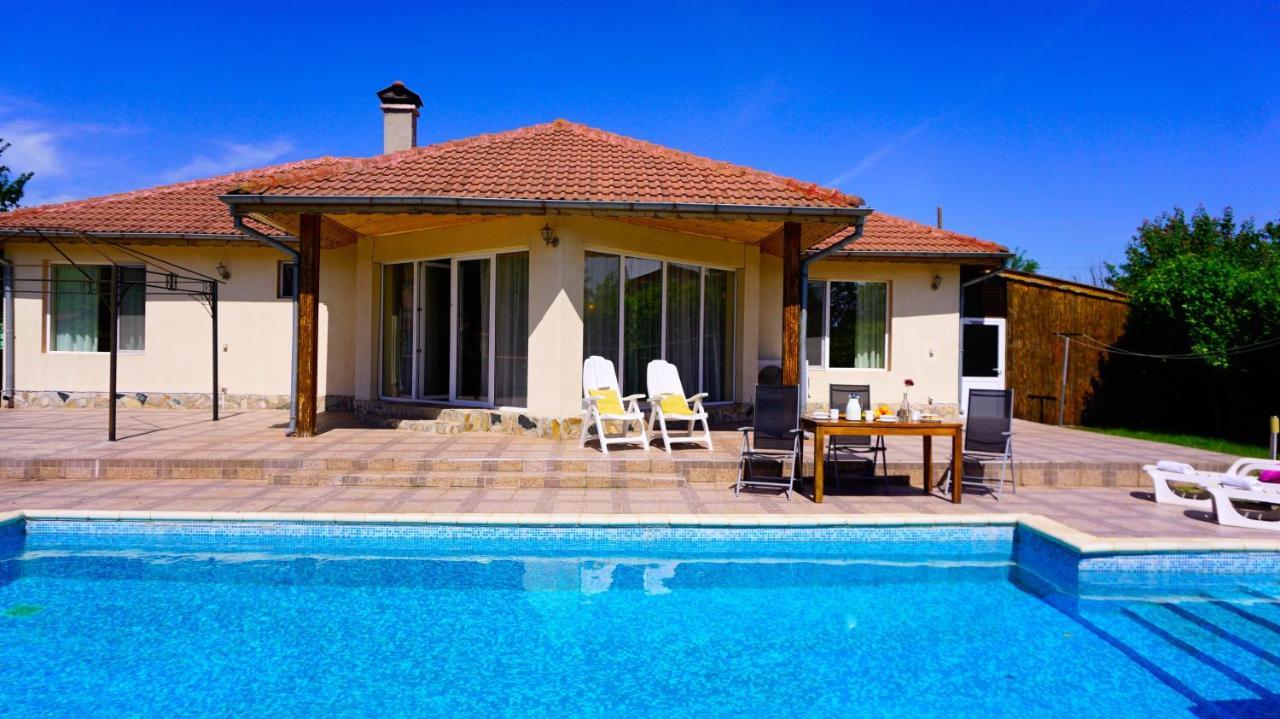 Вила Релакс - Villa Relax Sokolovo Exterior photo