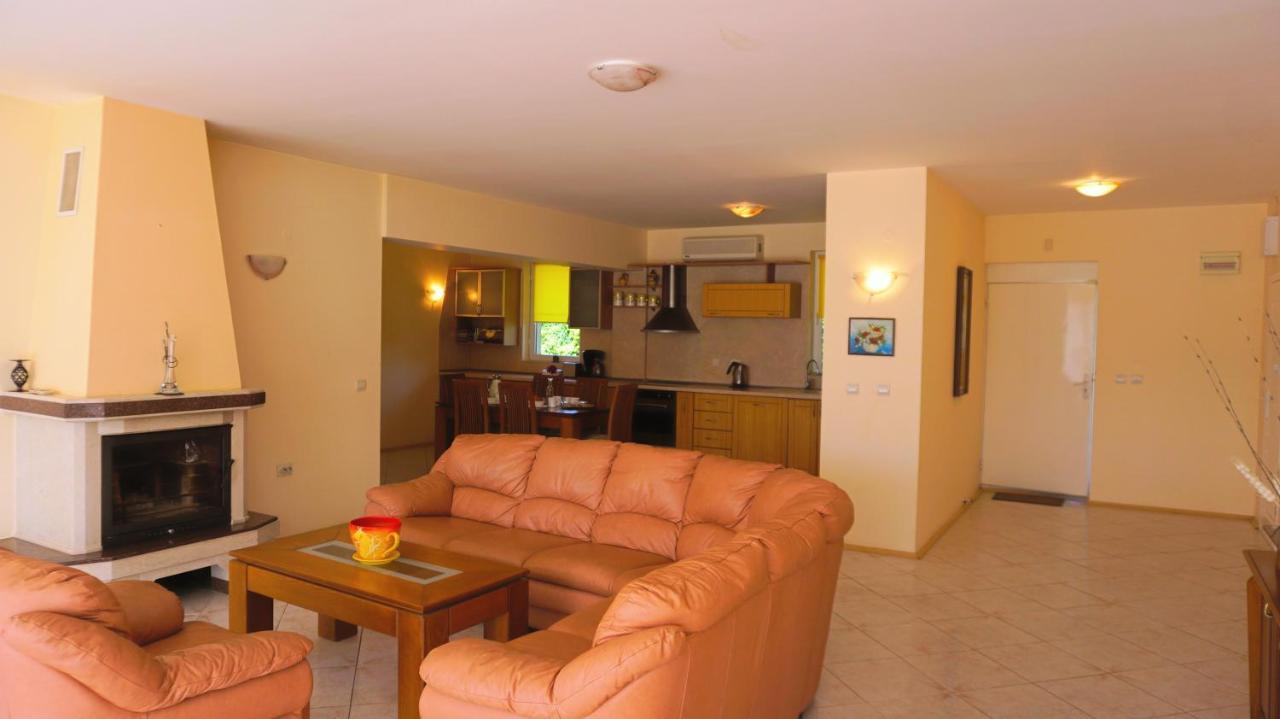 Вила Релакс - Villa Relax Sokolovo Exterior photo